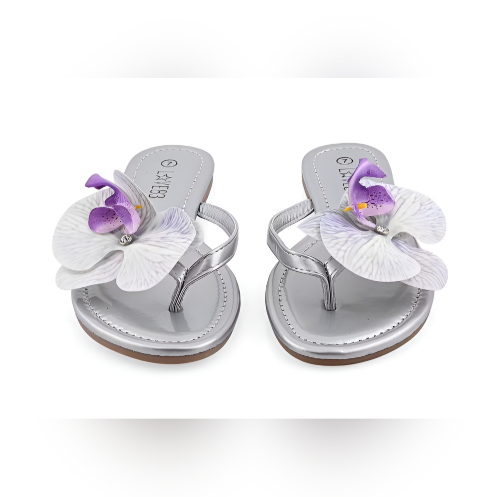 Beautiful purple Orchid flat sandals, Silver, Sz.10, new. Also white (6)